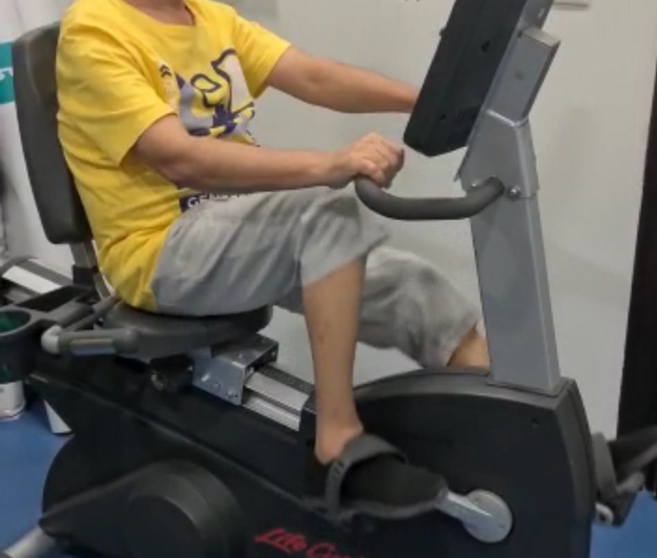 On a path to recovery - Physiotherapy session to a paralysed patient
